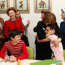 Dronning Sonja og fru Gül besøkte Saray omsorgs- og rehabiliteringssenter (Foto: Lise Åserud, NTB scanpix)